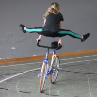 Kehrlenkervorhebehalte
