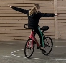 Kehrlenkersitz freihändig ganze Runde